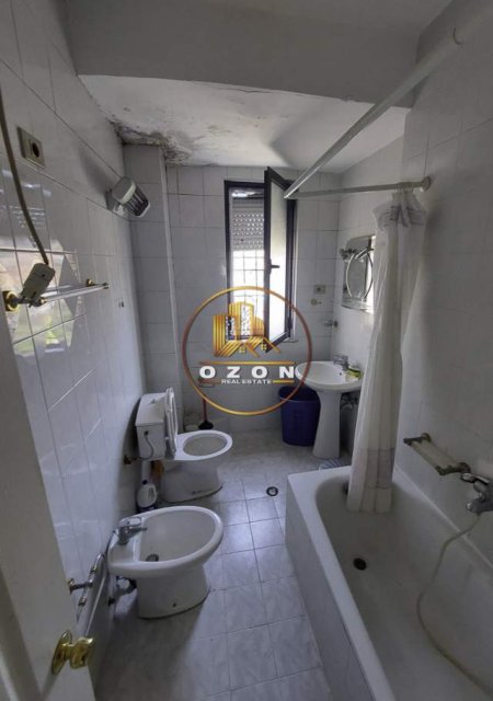 Tirane, shitet apartament 3+1+A+BLK Kati 3, 100 m² 145.000 Euro (21 DHJETORI)