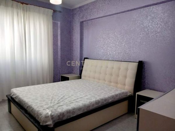 Tirane, jepet me qera apartament 2+1 Kati 3, 98 m² 450 Euro (Don Bosco Tirane)