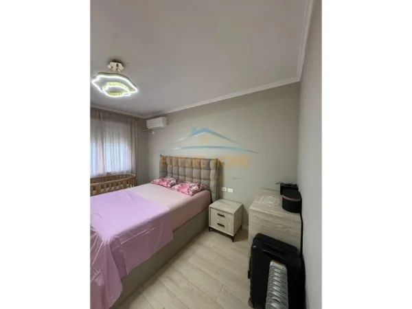 Tirane, shitet apartament 1+1+Ballkon Kati 1, 80 m² 186.000 € 