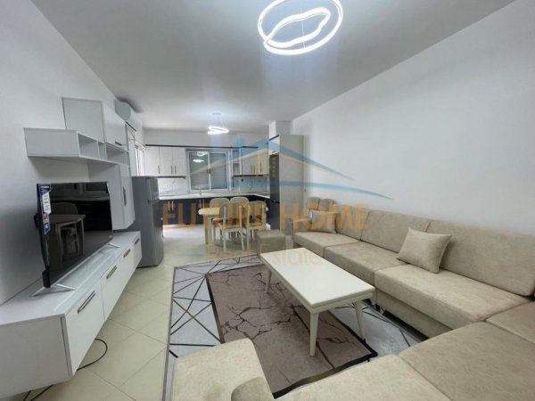 Tirane, jepet me qera apartament 2+1 Kati 3, 94 m² 500 € (Fresk , Tiranë.)