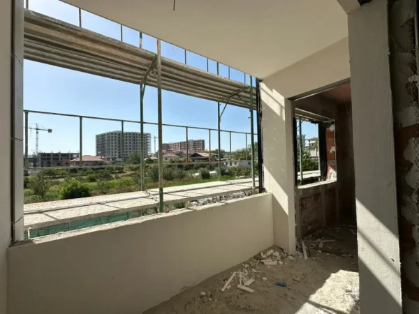 Tirane, shitet apartament 2+1+Ballkon Kati 2, 103 m² 124.000 € (Paskuqan)