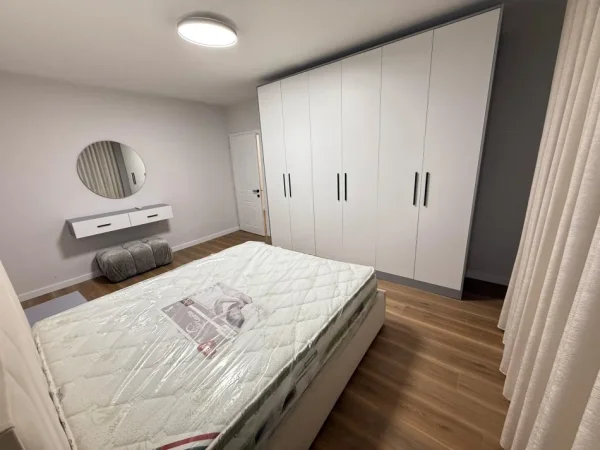 Tirane, shitet apartament 2+1 Kati 1, 75 m² 185.000 € (Rruga e kavajes)