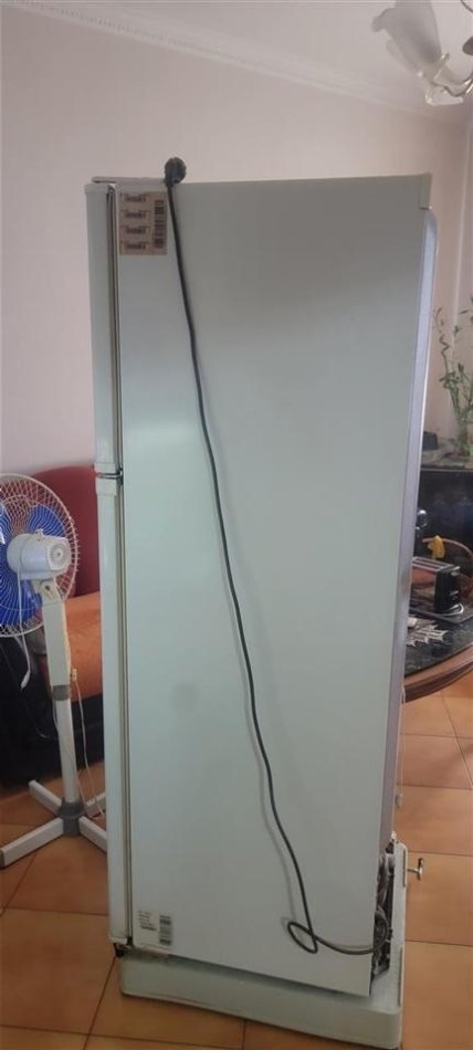 FRIGORIFER LG 230LITRA 99MIJ OKAZION PAK DITE