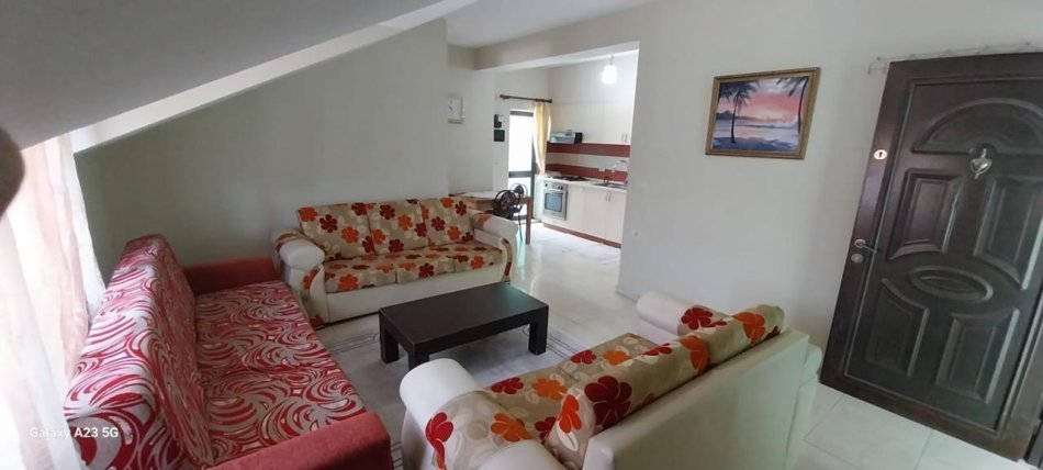 Tirane, jap me qera apartament 1+1 Kati 2, 70 m² 350 € (Afer Kristal Center)