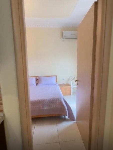 Vlore, jepet me qera apartament 1+1 Kati 11, 350 € 