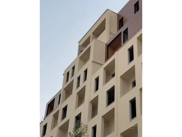 Tirane, shes apartament 2+1 Kati 5, 94 m² 165.000 € (pranë Vizion Plus)