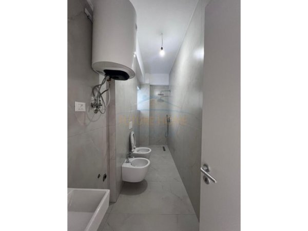Tirane, shitet apartament 1+1+Ballkon Kati 2, 55 m² 80.000 € (Rezdenca Oxa)