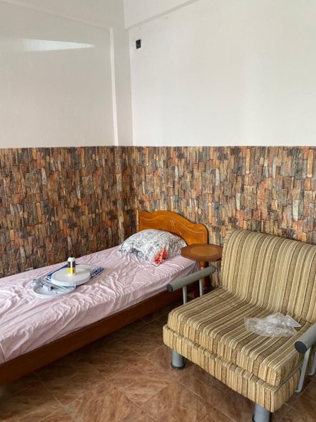 Tirane, jepet me qera garsonier , 220 € (astir)