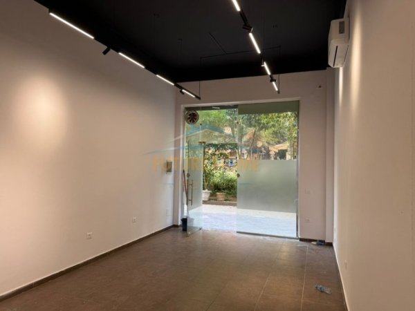 Tirane, shitet ambjent biznesi Kati 0, 33 m² 149.000 € 