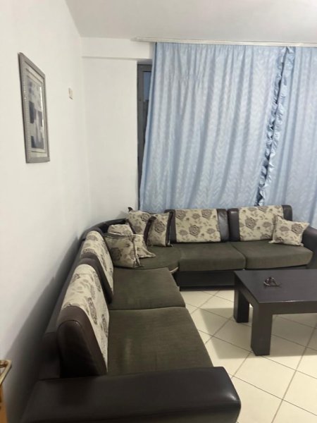 Tirane, jepet me qera apartament 2+1 Kati 9, 120 m² 500 € 