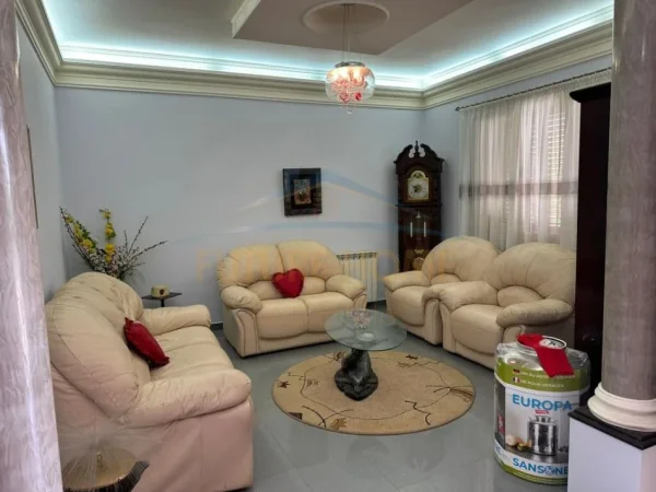 Shqiperi, shitet 3+1+Aneks+Ballkon Kati 1, 771 m² 260.000 € 