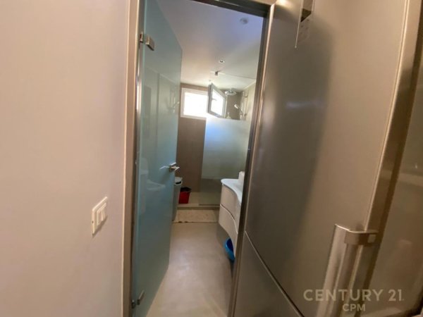 Tirane, jap me qera apartament 2+1 Kati 2, 90 m² 800 € (21 Dhjetori)