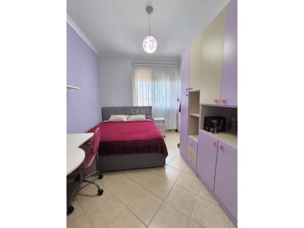 Tirane, jap me qera apartament 2+1 Kati 10, 102 m² 500 € (Astir)