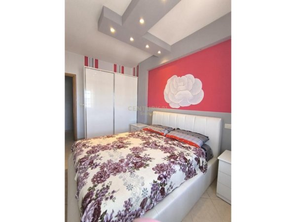 Tirane, jap me qera apartament 2+1 Kati 10, 102 m² 500 € (Astir)