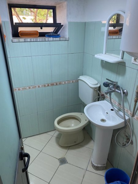 🏠 Jepet Garsioniere me qera te Varri Bamit, Venue Club, Tiranë