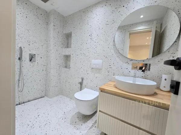 Tirane, shitet apartament 1+1 Kati 1, 65 m² 110.000 € (Rruga e Dibres)