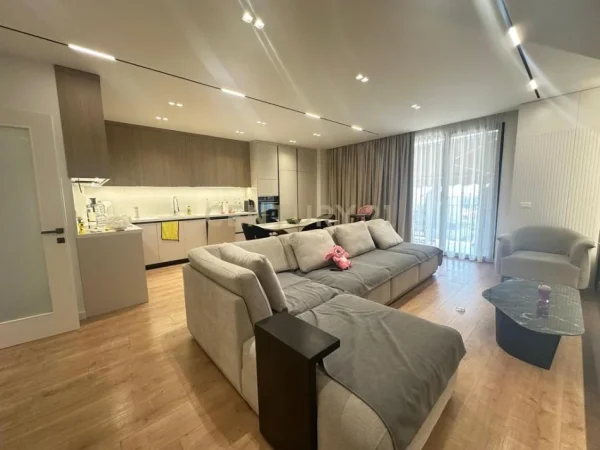 Tirane, shitet apartament 2+1 Kati 2, 133 m² 400.000 € (VET HOSPITAL)