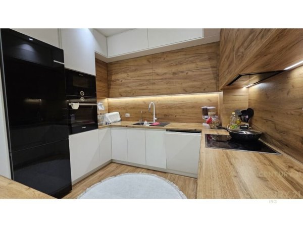 Tirane, shitet apartament 2+1 Kati 2, 118 m² 256.000 € (Rezidenca &quot;Oasis&quot;, Unaza E Re!)