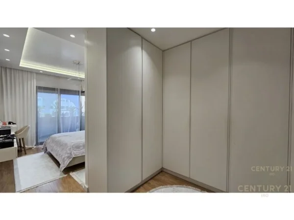 Tirane, shitet apartament 2+1 Kati 2, 118 m² 256.000 € (Rezidenca "Oasis", Unaza E Re!)