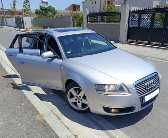 Durres, shitet makine me portobagazh Audi Benzin+Gaz, e argjendtë tiptronik Kondicioner 4.500 €
