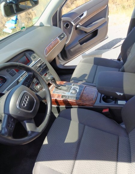 Durres, shitet makine me portobagazh Audi Benzin+Gaz, e argjendtë tiptronik Kondicioner 4.500 €