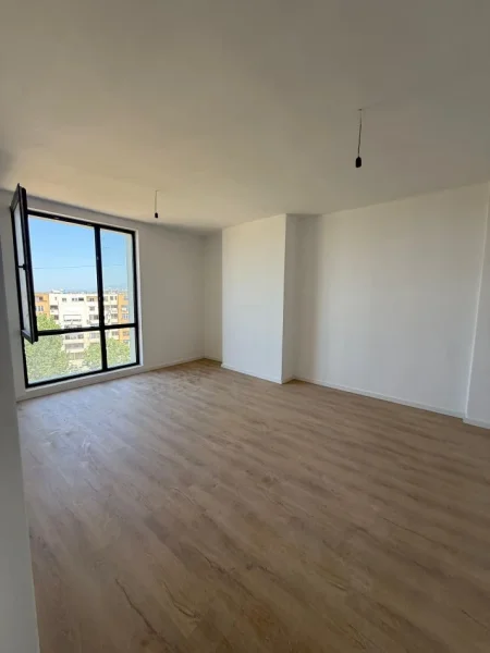 Tirane, shitet apartament 2+1+Ballkon Kati 4, 98 m² 187.000 € (Rruga Petrela Bulevardi Ri)