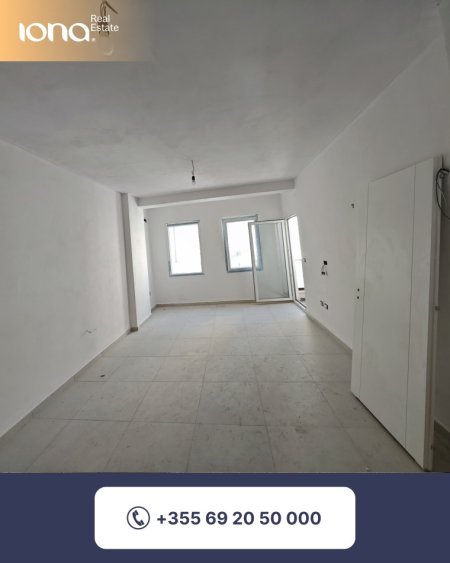 Golem, shitet apartament 2+1+Ballkon Kati 2, 81 m² 