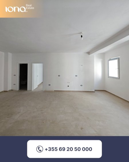 Golem, shitet apartament 1+1+Ballkon Kati 2, 71 m² 
