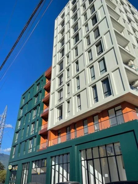 Tirane, shitet apartament 1+1 Kati 3, 77 m² 132.000 € (BULEVARDI RI)