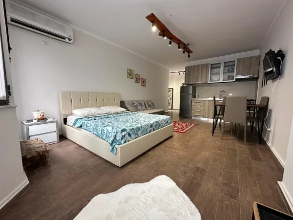 Mali Robit, shitet garsonier 1+1 Kati 1, 45 m² 73.000 € 