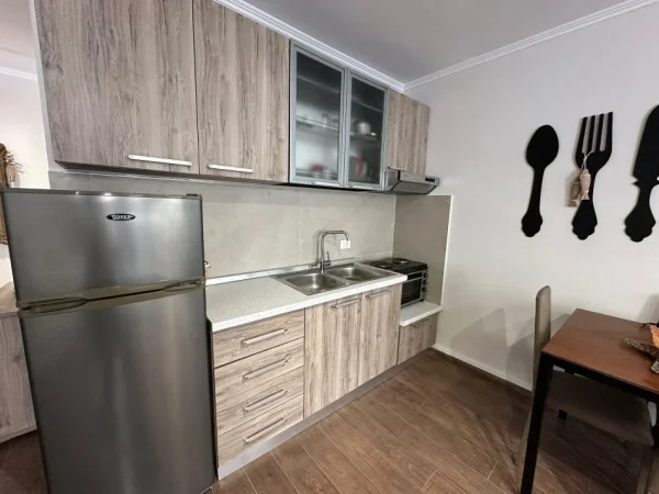 Mali Robit, shitet garsonier 1+1 Kati 1, 45 m² 73.000 € 