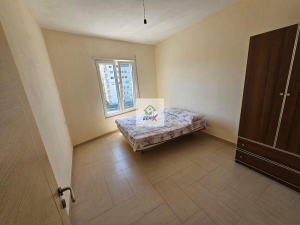 Shkembi Kavajes, shitet apartament 1+1+Aneks+Ballkon Kati 3, 62 m² 65.000 € 