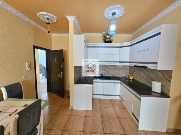 Durres Plazh, shitet apartament 2+1+Aneks+Ballkon , 105 m² 125.000 €