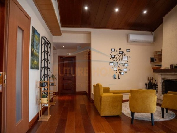 Shqiperi, shitet apartament 3+1 Kati 5, 419 m² (Kodra e Diellit)