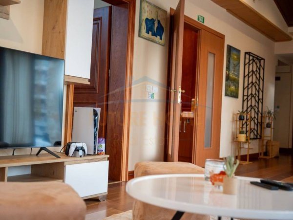 Shqiperi, shitet apartament 3+1 Kati 5, 419 m² (Kodra e Diellit)