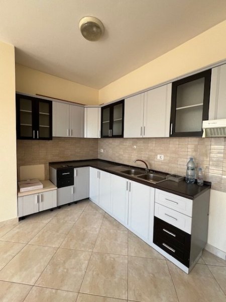 Tirane, jap me qera apartament 1+1+Ballkon Kati 8, 54 m² 400 € (Blloku Vision Plus, Kulla 5, Kati 8)