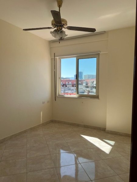 Tirane, jap me qera apartament 1+1+Ballkon Kati 8, 54 m² 400 € (Blloku Vision Plus, Kulla 5, Kati 8)