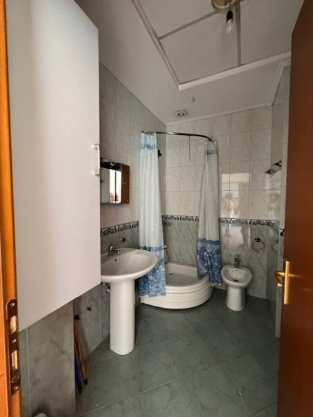 Tirane, jap me qera apartament 1+1+Ballkon Kati 8, 54 m² 400 € (Blloku Vision Plus, Kulla 5, Kati 8)