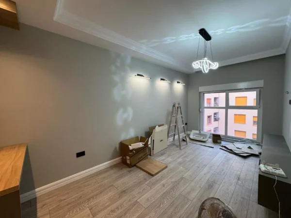 Tirane, jepet me qera apartament 1+1 Kati 4, 55 m² 500 € 