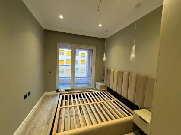 Tirane, jepet me qera apartament 1+1 Kati 4, 55 m² 500 € 