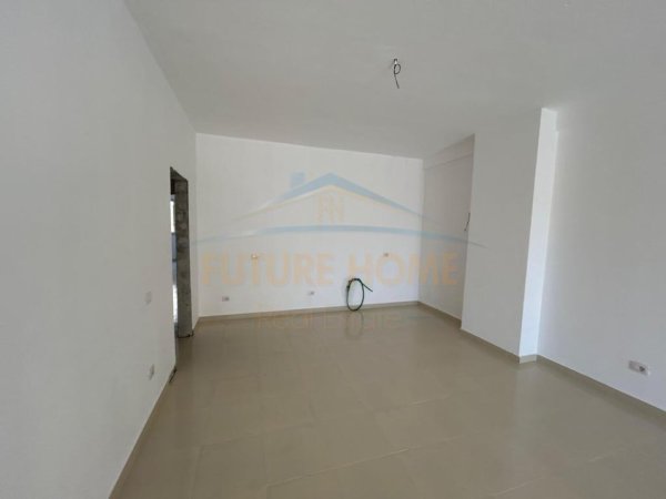 Durres, shitet apartament 2+1 Kati 2, 144 m² 148.500 € (ish URT, DURRES)