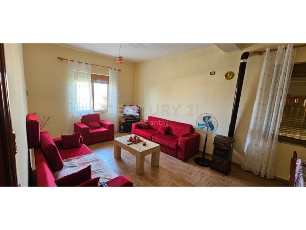 Durres, shitet apartament 2+1 Kati 1, 92 m² 110.000 € (Arapaj, Durrës)