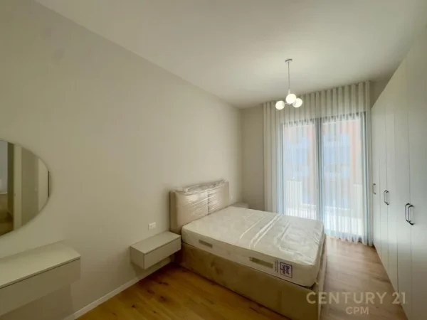 Tirane, jepet me qera apartament 2+1 Kati 5, 119 m² 1.300 € (KOMPLEKSI DELIJORGJI)