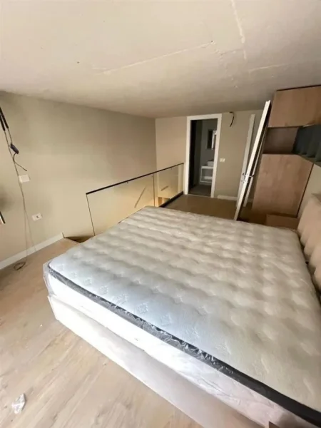 Tirane, shitet apartament duplex 1+1+Ballkon Kati 1, 70 m² 95.000 € (Golden Park 3)