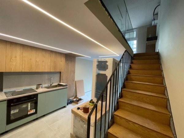 Tirane, shitet apartament duplex 1+1+Ballkon Kati 1, 70 m² 95.000 € (Golden Park 3)