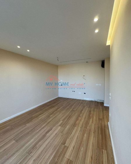 Tirane, shitet apartament 2+1+Ballkon Kati 3, 90 m² 165.000 € (Amerikan 3)