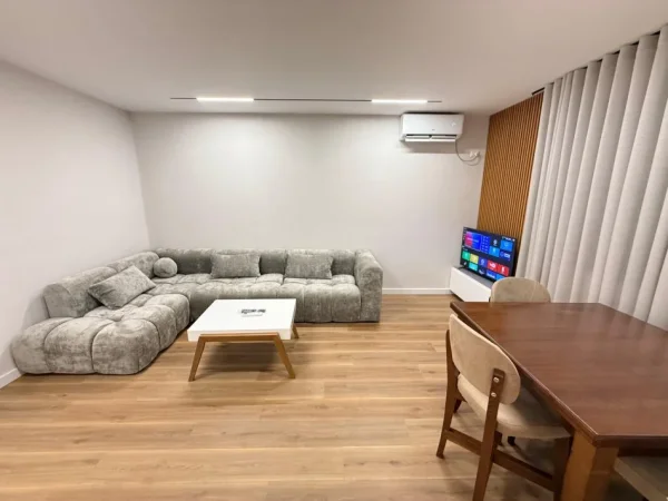 Tirane, shitet apartament 2+1 Kati 1, 75 m² 185.000 € 