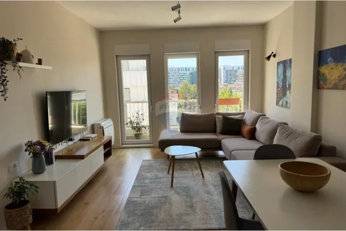 Tirane, jepet me qera apartament 2+1+Aneks+Ballkon , 100 m² (rruga e kavajes)