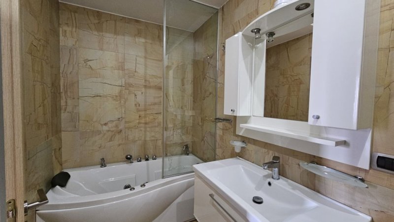 Tirane, jepet me qera apartament 3+1+Aneks+Ballkon Kati 9, 143 m² 1.500 € (Rruga e Dibres)