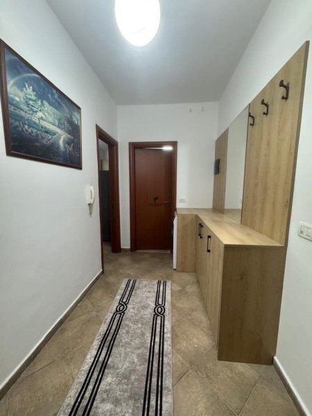 Tirane, jepet me qera apartament 1+1 Kati 5, 75 m² 500 € (KOMUNA E PARISIT)